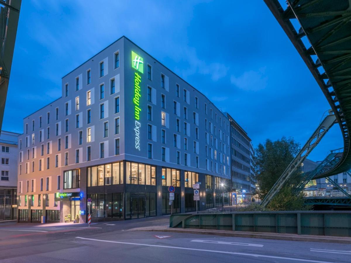 Holiday Inn Express - Wuppertal - Hauptbahnhof, An Ihg Hotel Екстериор снимка